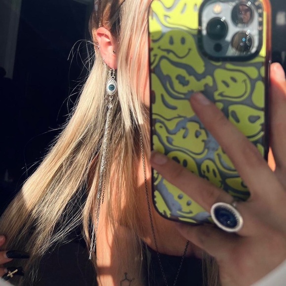 Handmade statement earrings - Picture 3 of 3